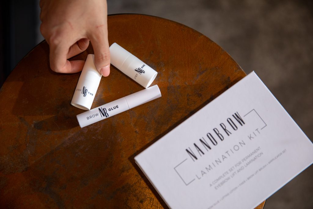 Praktisk brynløft og lamineringssæt